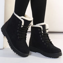 Bota de Camurça Feminina Fashion™