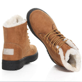 Bota de Camurça Feminina Fashion™